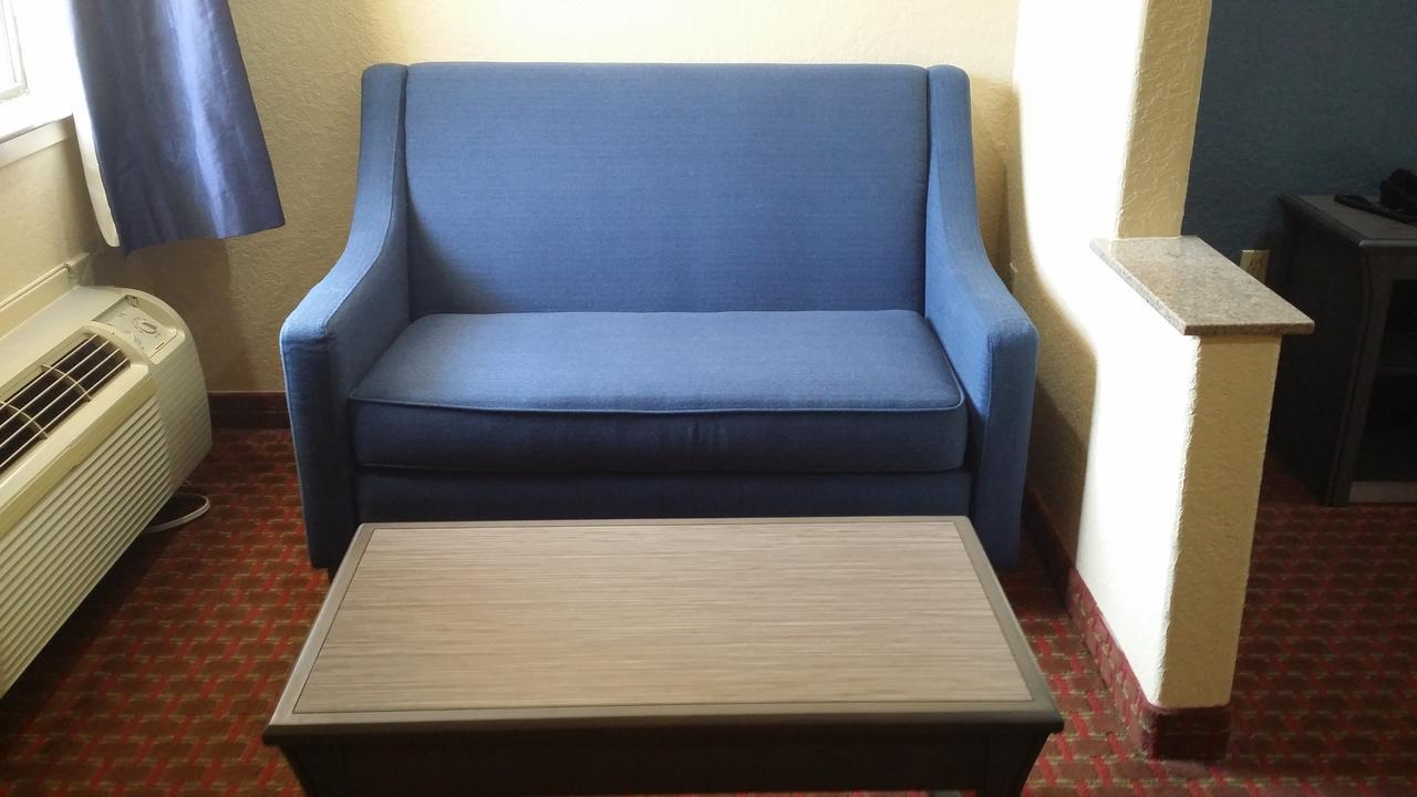 Americas Best Value Inn & Suites Northeast Хьюстон Экстерьер фото
