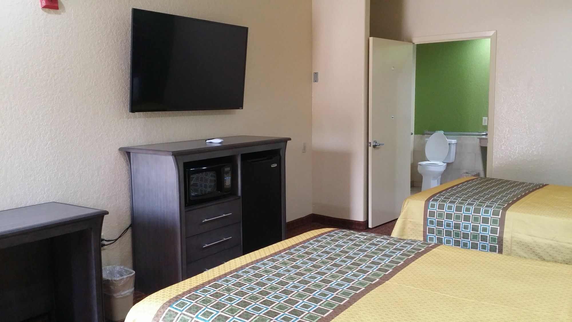 Americas Best Value Inn & Suites Northeast Хьюстон Экстерьер фото