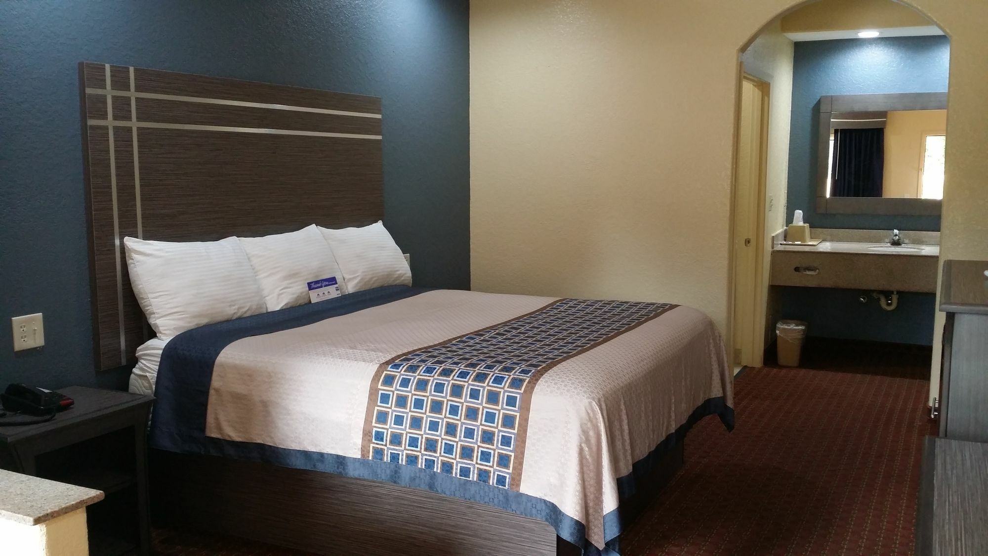 Americas Best Value Inn & Suites Northeast Хьюстон Экстерьер фото