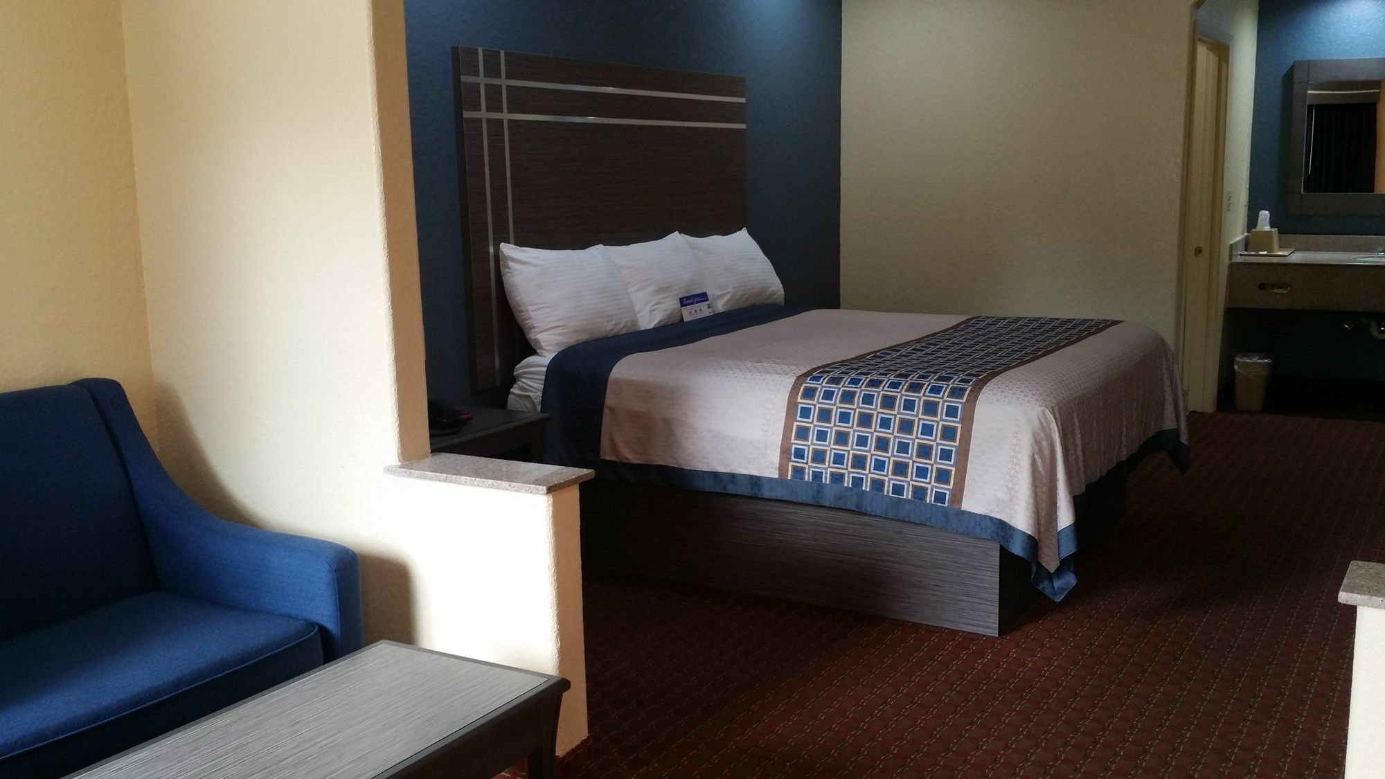 Americas Best Value Inn & Suites Northeast Хьюстон Экстерьер фото